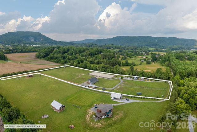 261 & 277 Bent River Farm Road, Pisgah Forest, NC 28768