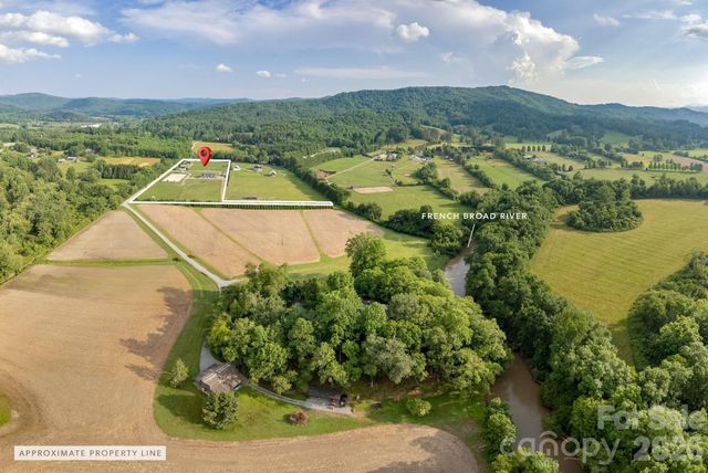 261 & 277 Bent River Farm Road, Pisgah Forest, NC 28768