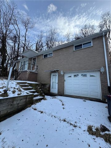 149 Eastminster Dr, Verona, PA 15147