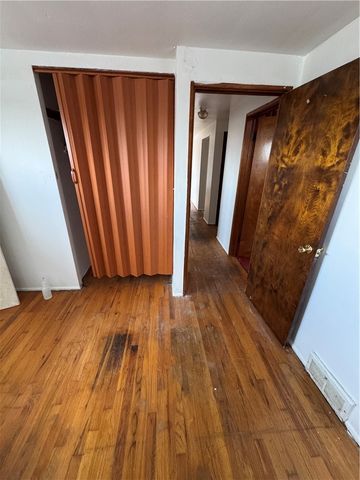 149 Eastminster Dr, Verona, PA 15147