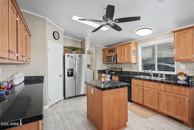201 S GREENFIELD Road 211, Mesa, AZ 85206
