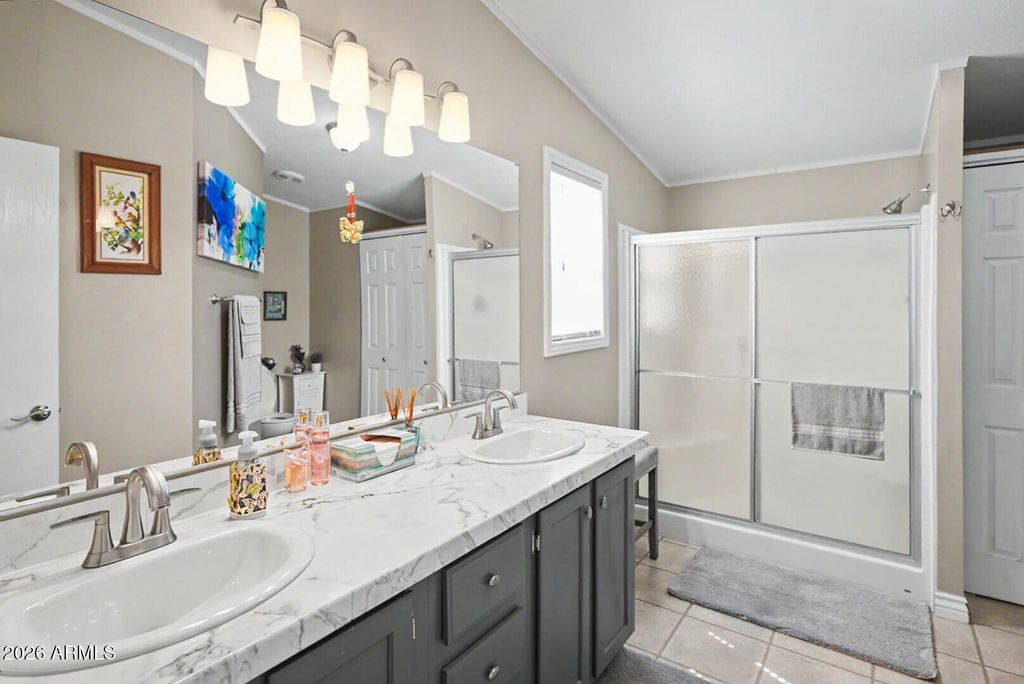 Image 14 of property listing at 201 S GREENFIELD Road 211, Mesa, AZ 85206