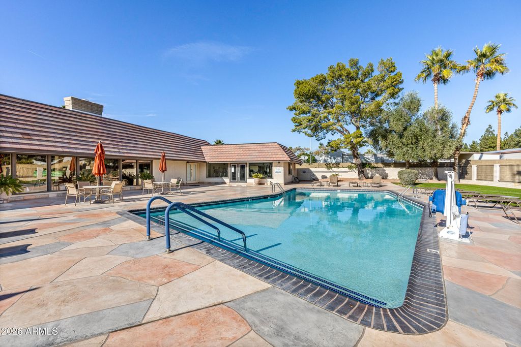 Image 23 of property listing at 201 S GREENFIELD Road 211, Mesa, AZ 85206