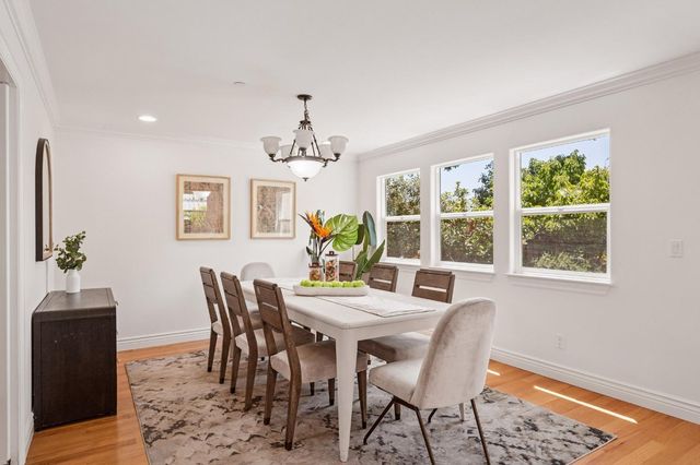 1078 Boranda Avenue, Mountain View, CA 94040