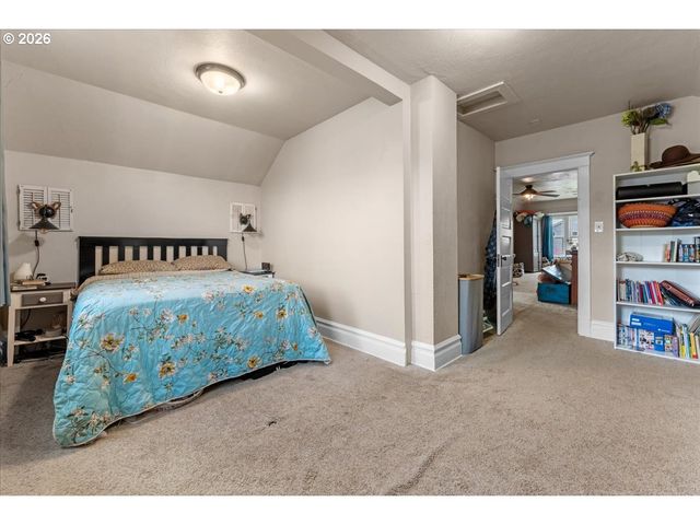2321 26TH Ave, Forest Grove, OR 97116