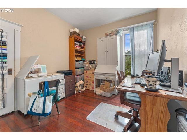 2321 26TH Ave, Forest Grove, OR 97116
