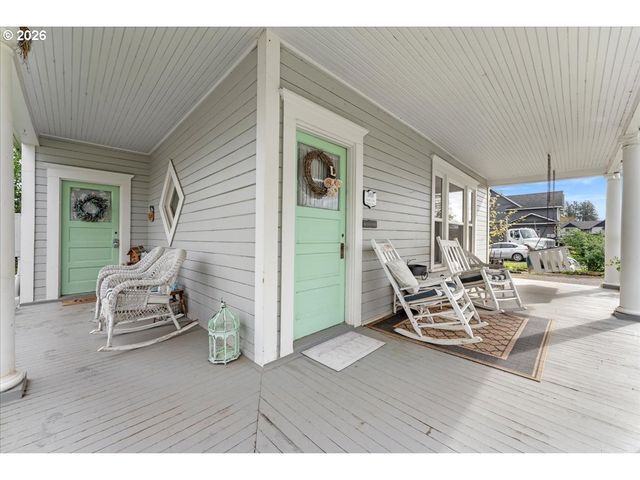 2321 26TH Ave, Forest Grove, OR 97116