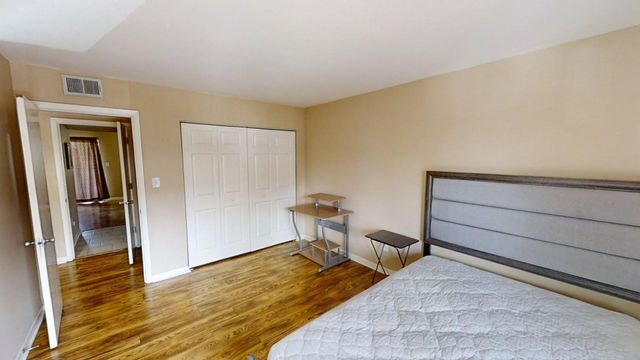 750 Shaker Drive 515, Lexington, KY 40504