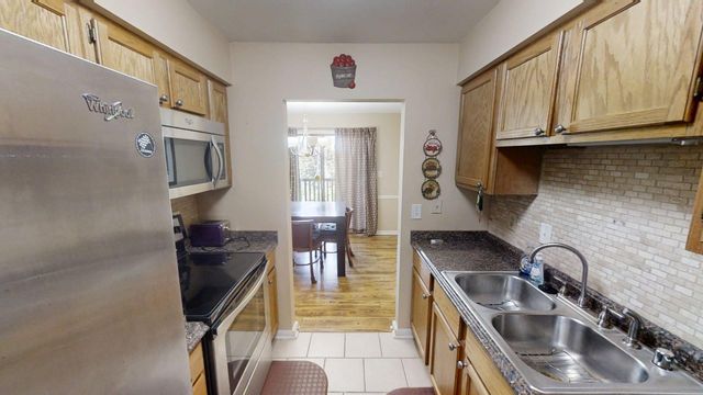 750 Shaker Drive 515, Lexington, KY 40504