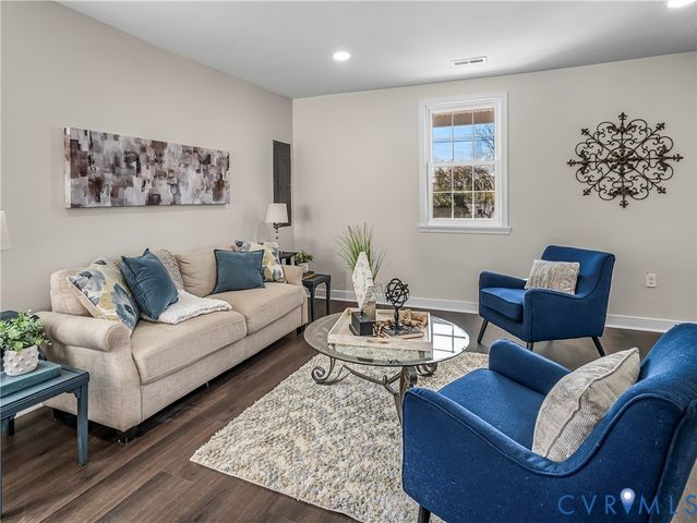 223 S West St, Petersburg, VA 23803