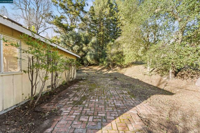 3246 Judy Lane, Lafayette, CA 94549