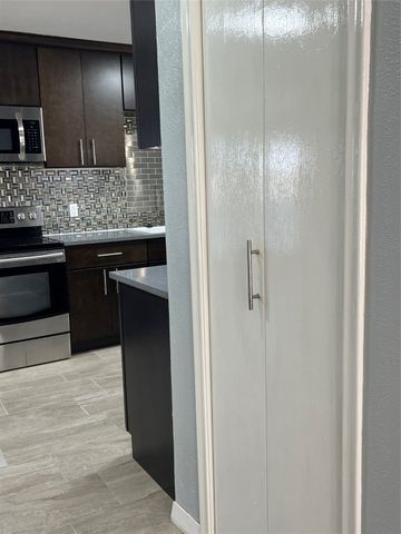 2944 King Cole Drive, Dallas, TX 75216