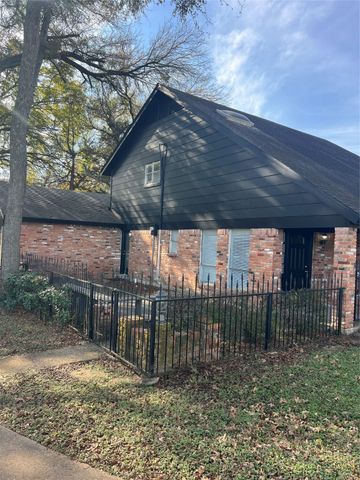 2944 King Cole Drive, Dallas, TX 75216