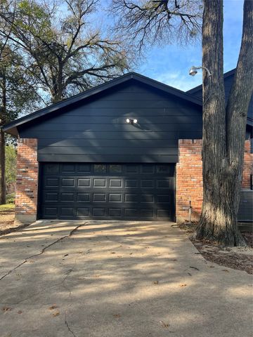 2944 King Cole Drive, Dallas, TX 75216