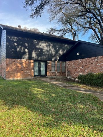 2944 King Cole Drive, Dallas, TX 75216