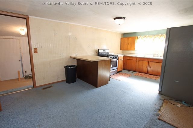 5231 Greywood Drive, Charleston, WV 25313