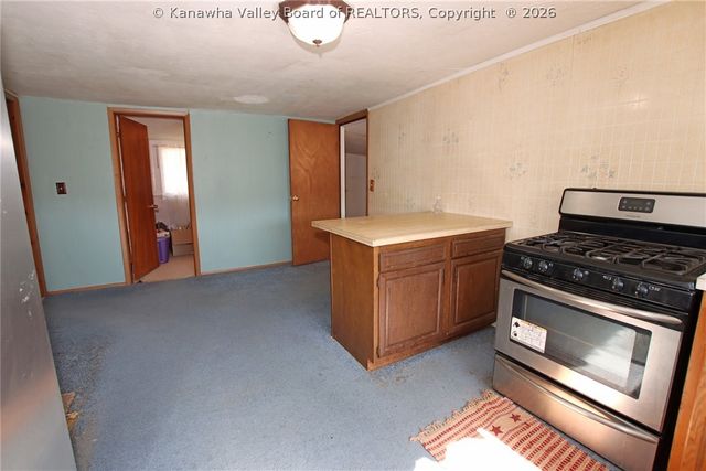 5231 Greywood Drive, Charleston, WV 25313