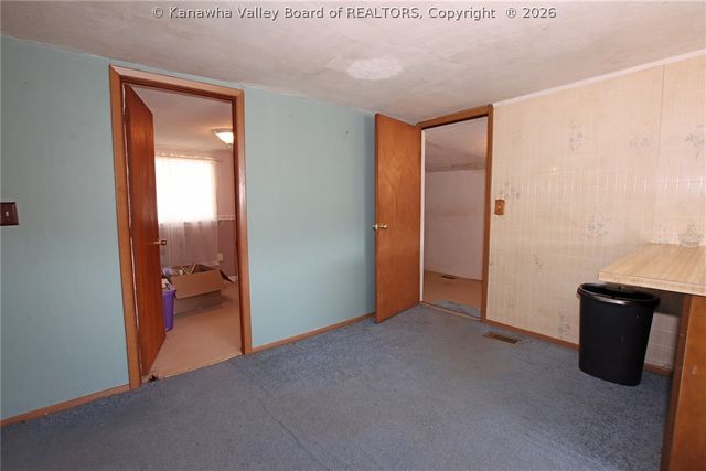 5231 Greywood Drive, Charleston, WV 25313