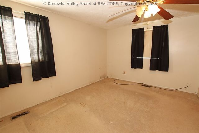 5231 Greywood Drive, Charleston, WV 25313