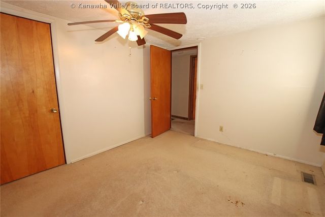 5231 Greywood Drive, Charleston, WV 25313