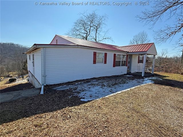 5231 Greywood Drive, Charleston, WV 25313