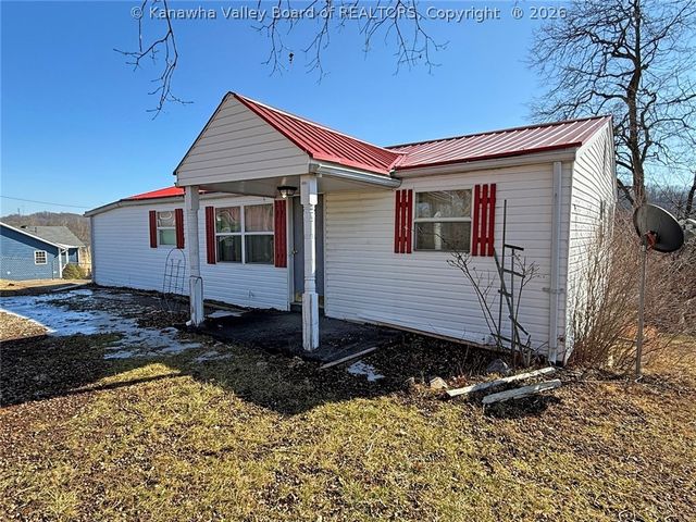 5231 Greywood Drive, Charleston, WV 25313