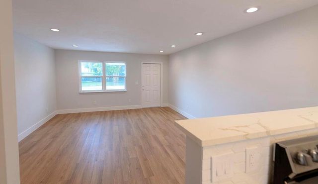 1867 Windsor Drive, North Palm Beach, FL 33408