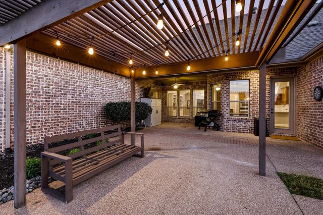 1548 Western Willow Drive, Fort Worth, TX 76052