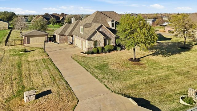 1548 Western Willow Drive, Fort Worth, TX 76052
