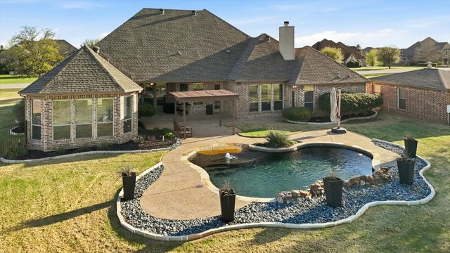 1548 Western Willow Drive, Fort Worth, TX 76052