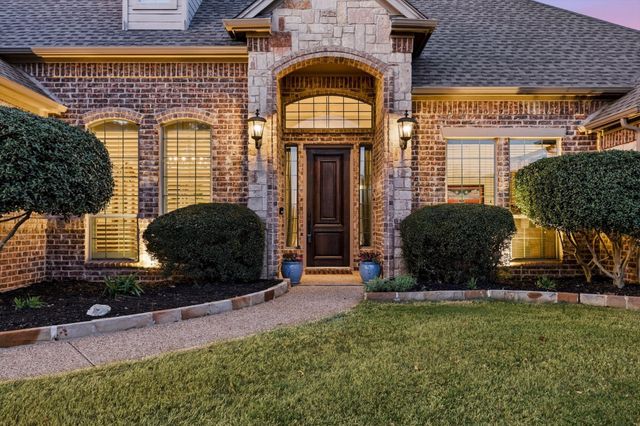 1548 Western Willow Drive, Fort Worth, TX 76052