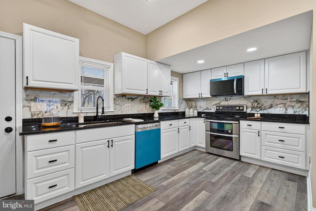 7631 OLD BATTLE GROVE RD, Baltimore, MD 21222