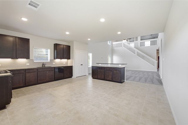 394 Bronco Drive, Waxahachie, TX 75165