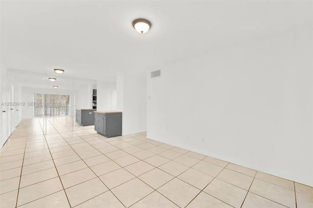 8701 SW 141st Street H6, Palmetto Bay, FL 33176