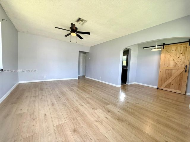 4030 SW 28th St, West Park, FL 33023