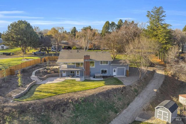 936 N Arlington Dr, Eagle, ID 83616