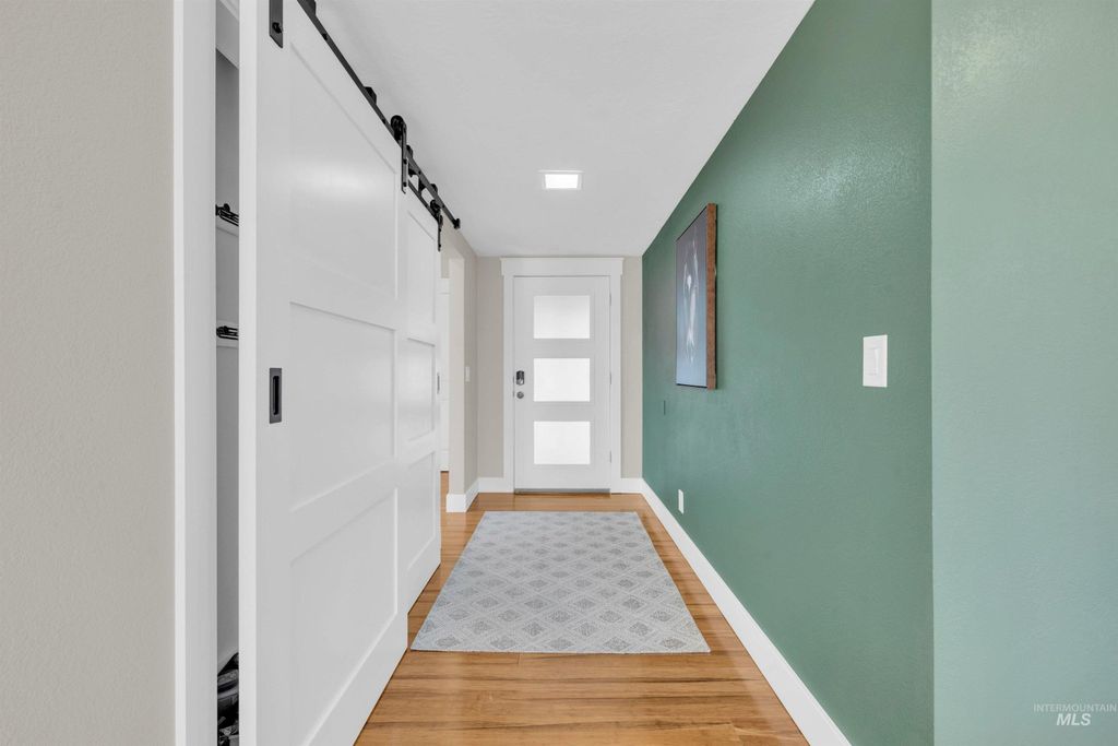 936 N Arlington Dr, Eagle, ID 83616 photo 7