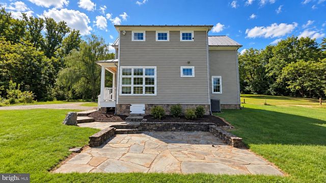 8203 BUCKLAND MILL RD, Gainesville, VA 20155