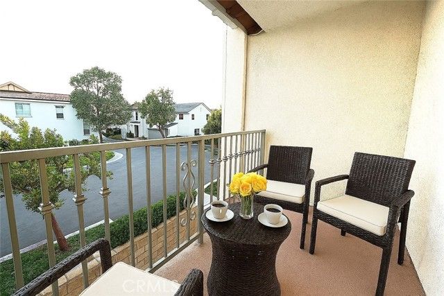 858 Calaveras, Corona, CA 92878