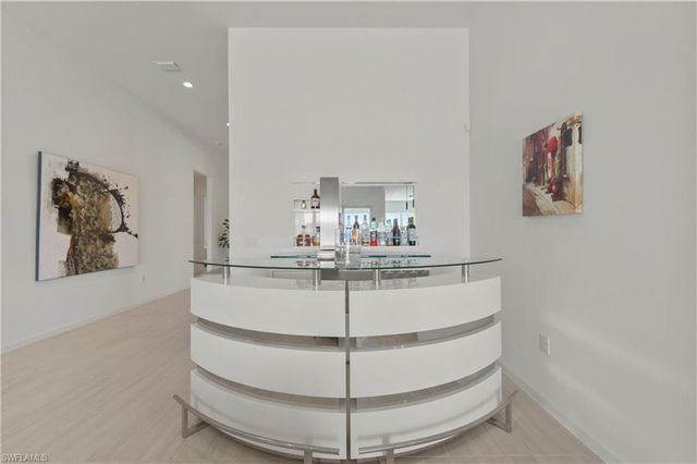 9072 Wisteria WAY, Naples, FL 34114