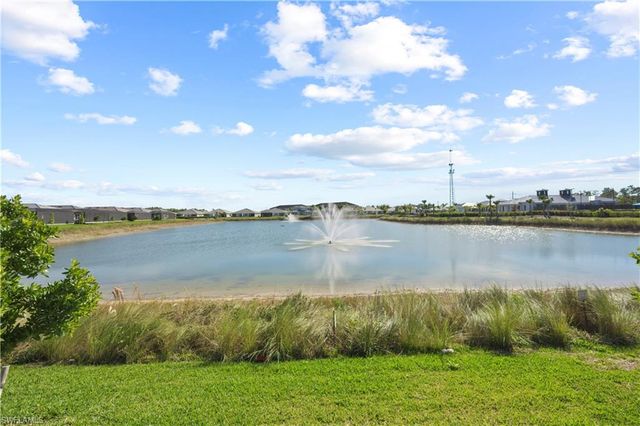 9072 Wisteria WAY, Naples, FL 34114