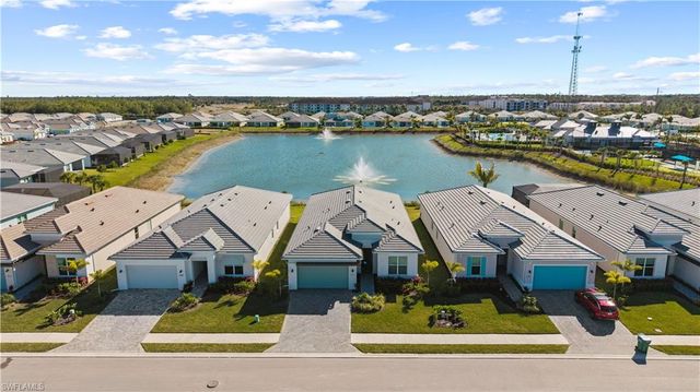 9072 Wisteria WAY, Naples, FL 34114