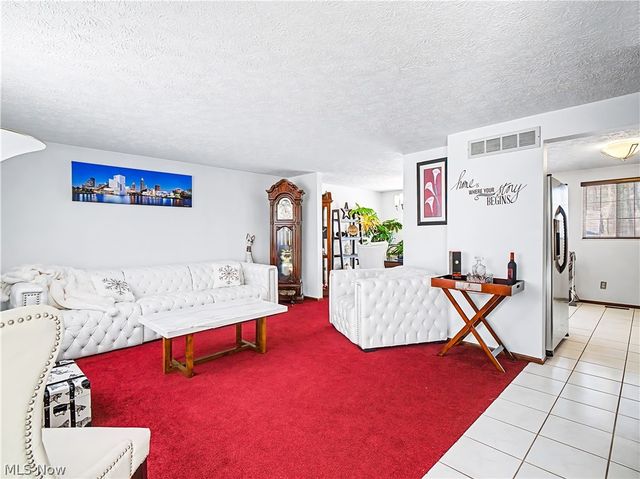 13930 Quail Oval, North Royalton, OH 44133