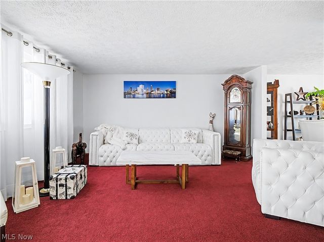 13930 Quail Oval, North Royalton, OH 44133