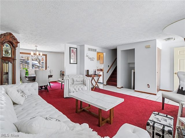 13930 Quail Oval, North Royalton, OH 44133