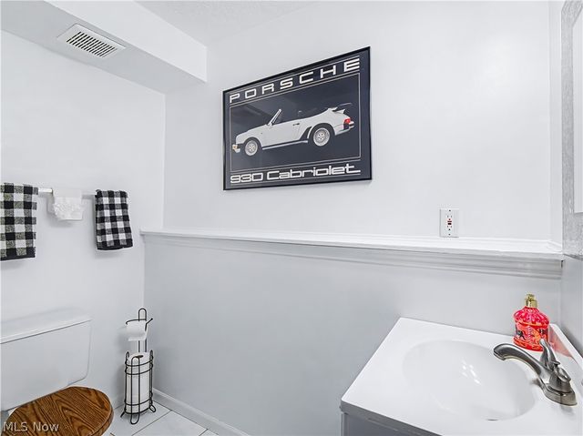 13930 Quail Oval, North Royalton, OH 44133