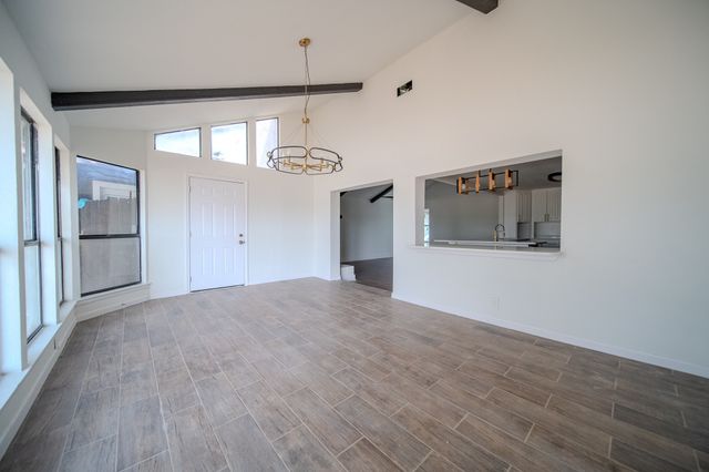 8820 S Normandale Street, Fort Worth, TX 76116