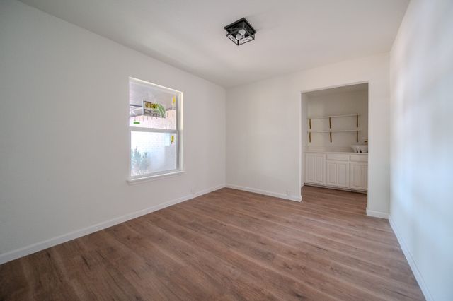 8820 S Normandale Street, Fort Worth, TX 76116