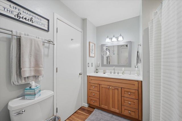 2208 Oxford Lane, Cedar Falls, IA 50613