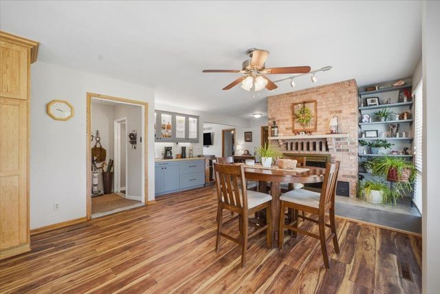2208 Oxford Lane, Cedar Falls, IA 50613